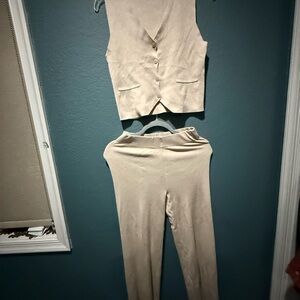 Pink Rose Beige Vest and Pants Set